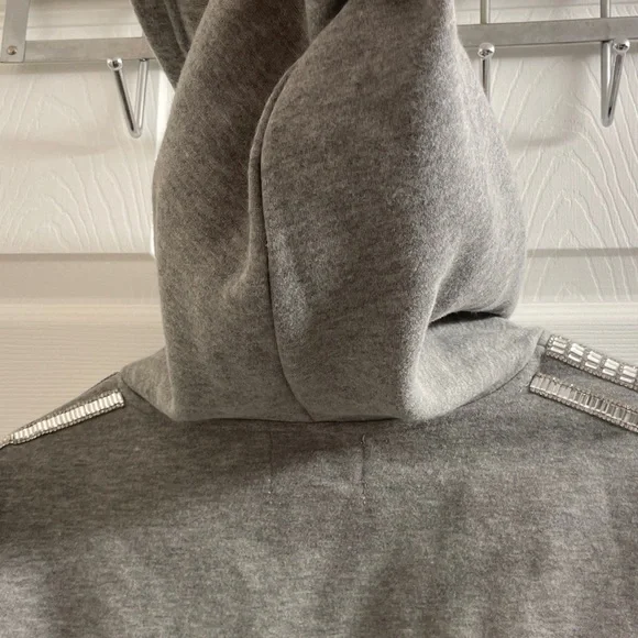 NWOT Urban Outfitters Oversized Grey Hoodie w/ Rhinestone Detailing Size XS - Picture 13 of 13